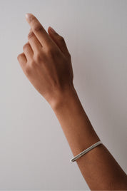 Linea Cuff