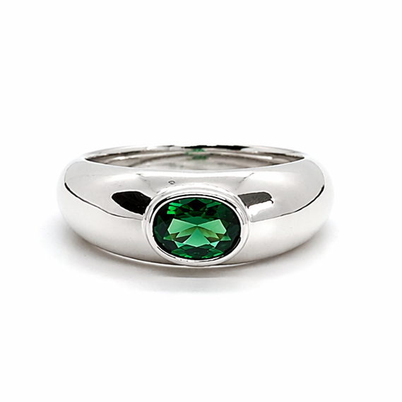 Elegant_silver_ring_with_green_gemstone.png