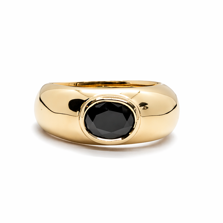 Gold_signet_ring_with_black_gemstone.png